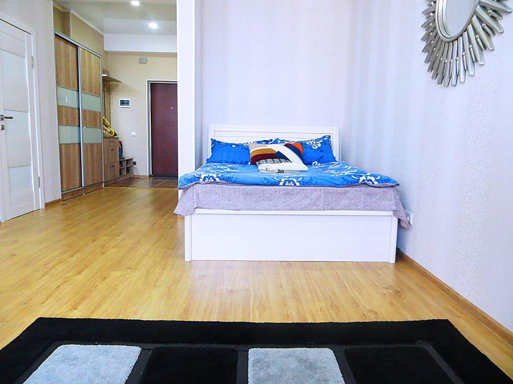Bishkek Flatlux Apartments エクステリア 写真